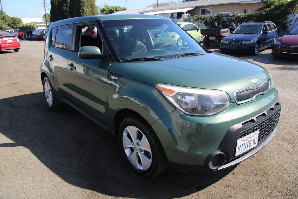 2014 Kia Soul - Image 10 of 21