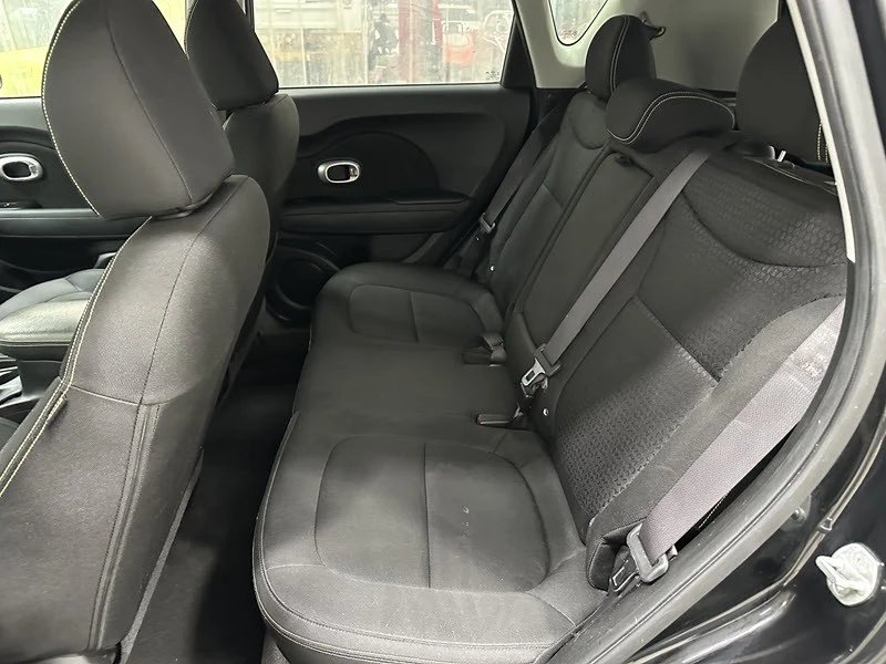 2014 Kia Soul - Image 11 of 21