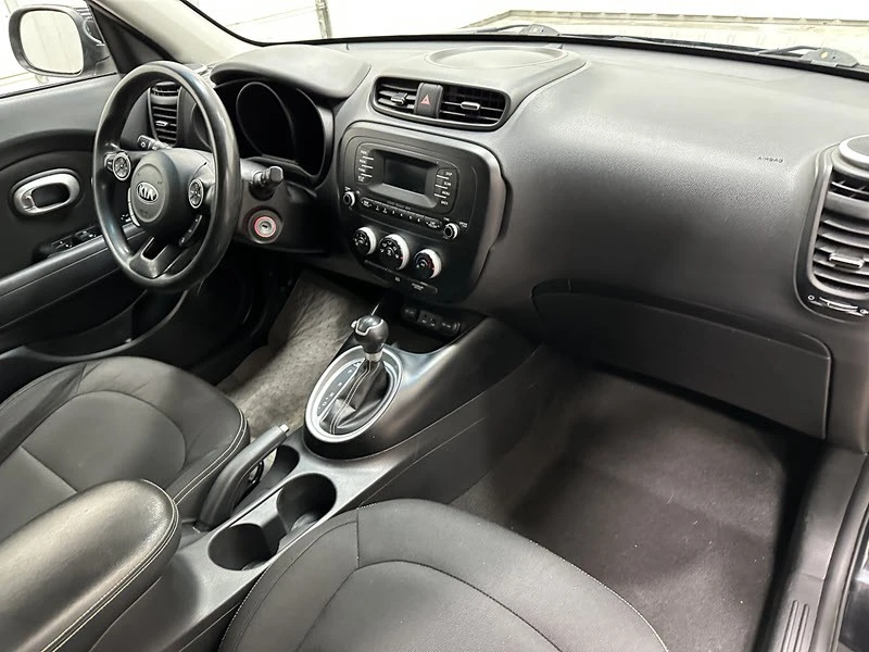 2014 Kia Soul - Image 17 of 21