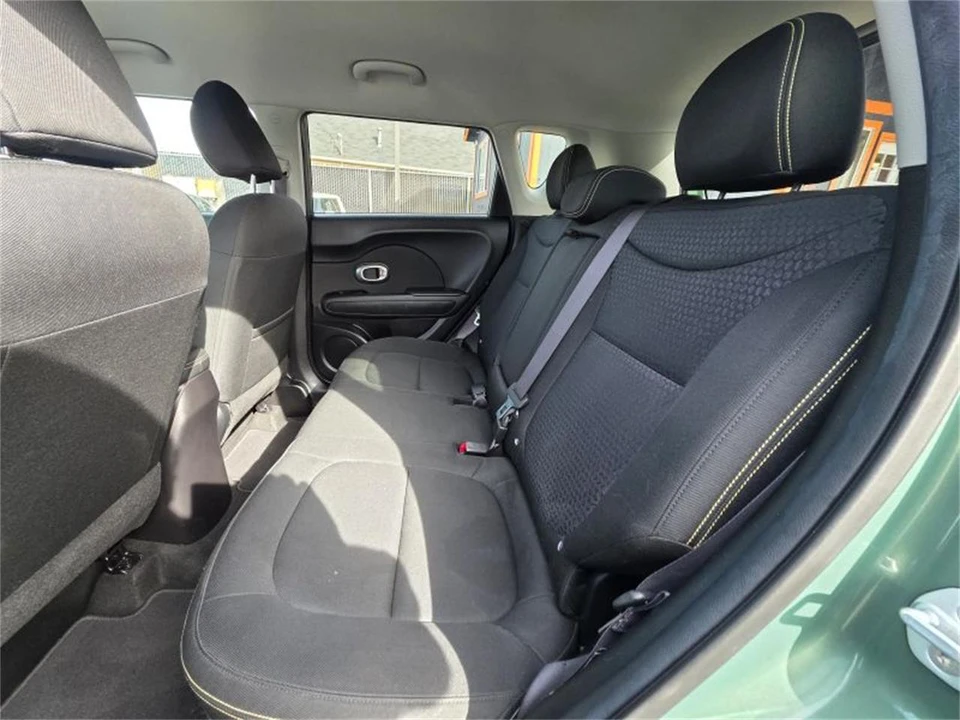 2014 Kia Soul - Image 10 of 19