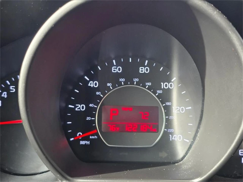 2014 Kia Soul - Image 15 of 19