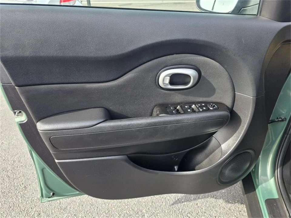 2014 Kia Soul - Image 19 of 19