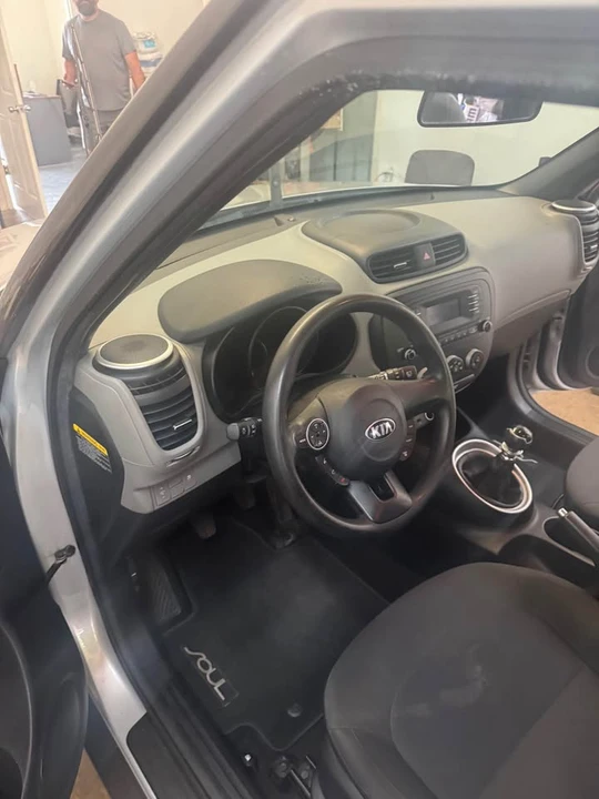2014 Kia Soul - Image 8 of 16