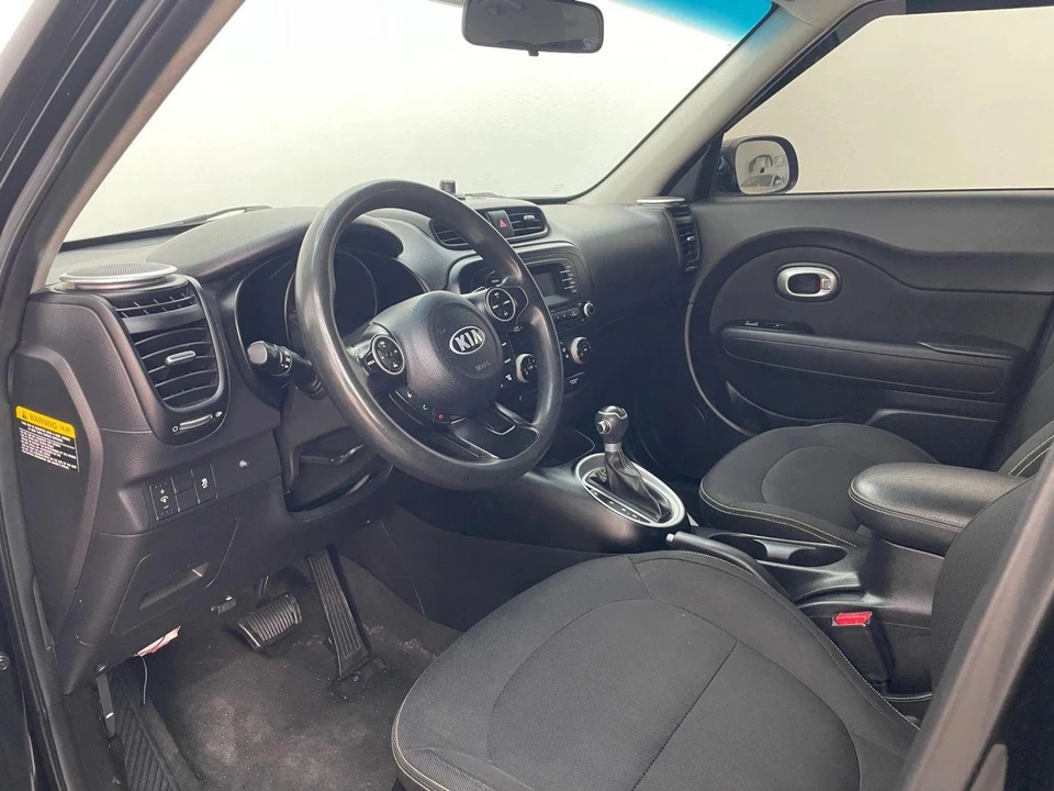 2014 Kia Soul - Image 11 of 21