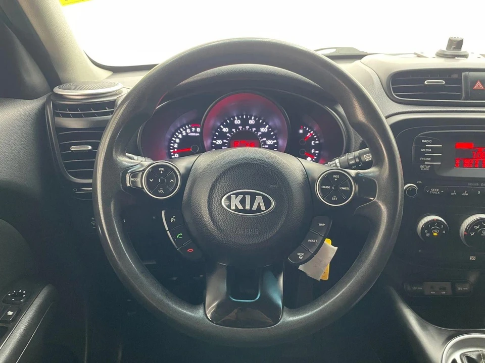 2014 Kia Soul - Image 17 of 21