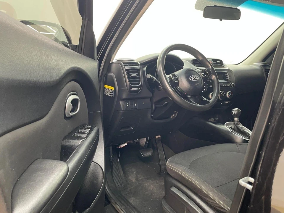 2014 Kia Soul - Image 10 of 21