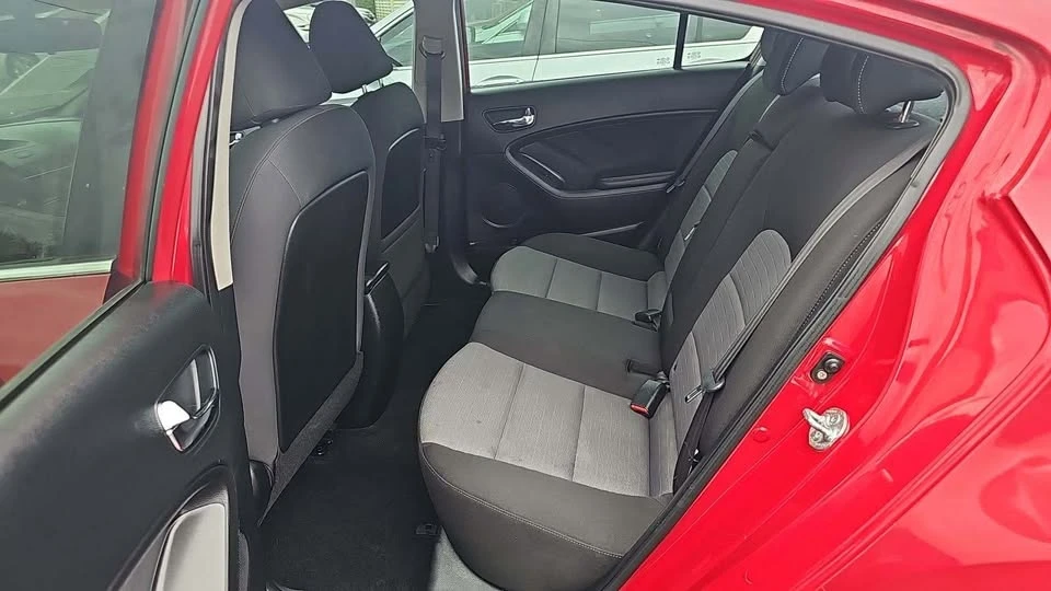 2014 Kia Forte - Image 9 of 11