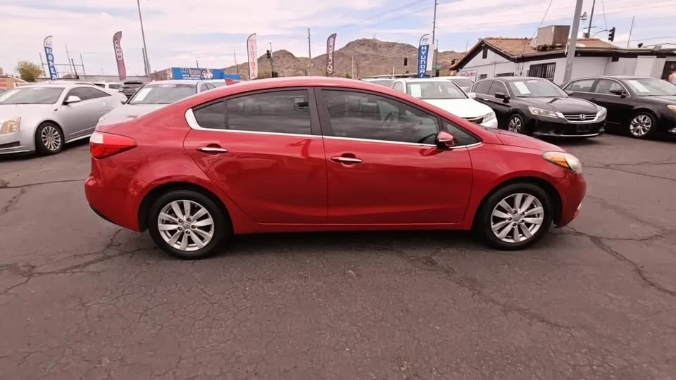 2014 Kia Forte - Image 5 of 11
