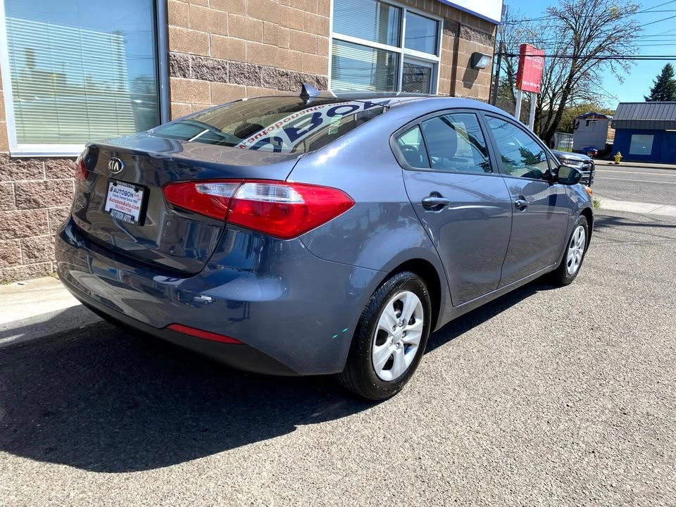 2014 Kia Forte - Image 15 of 17