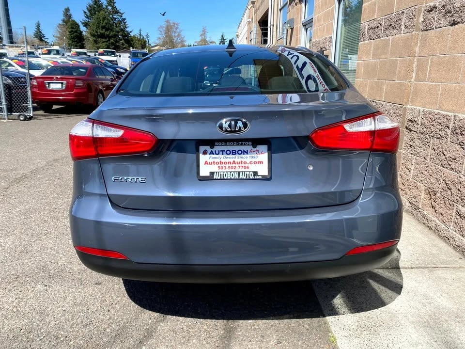 2014 Kia Forte - Image 5 of 17