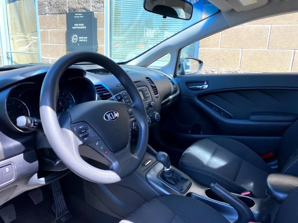 2014 Kia Forte - Image 6 of 17