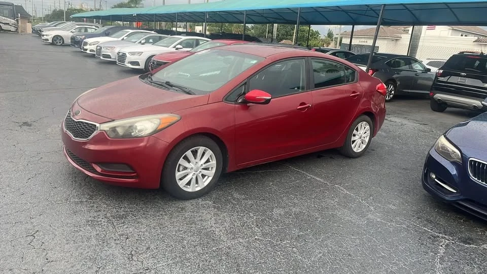 2014 Kia Forte - Image 2 of 5