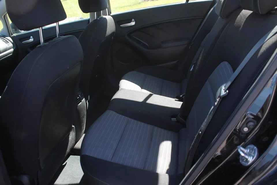 2014 Kia Forte - Image 2 of 10