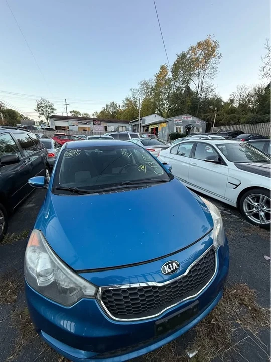 2014 Kia Forte - Image 2 of 5