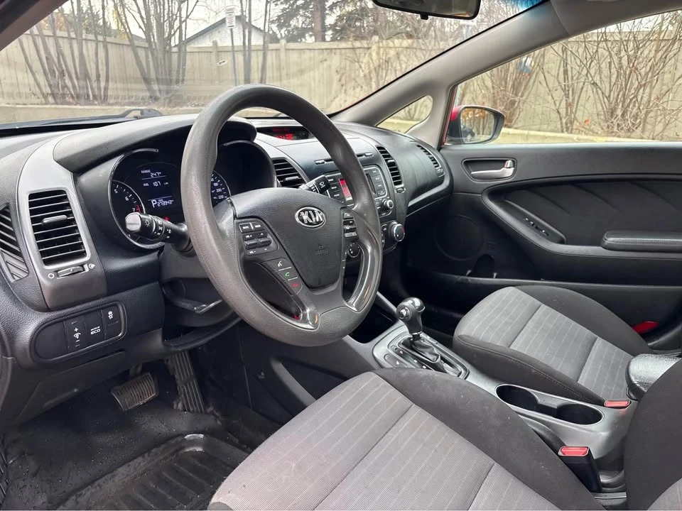 2014 Kia Forte - Image 16 of 19