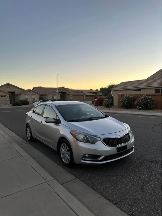 2014 Kia Forte - Image 8 of 11