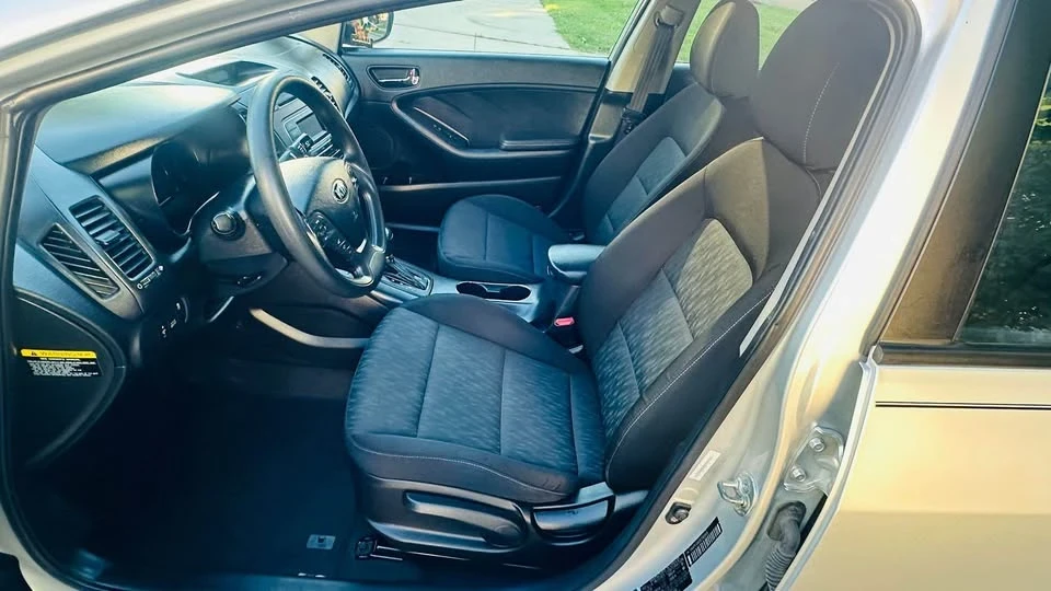 2014 Kia Forte - Image 6 of 10