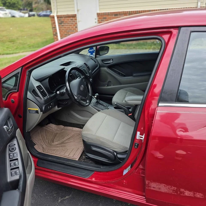 2014 Kia Forte - Image 6 of 9