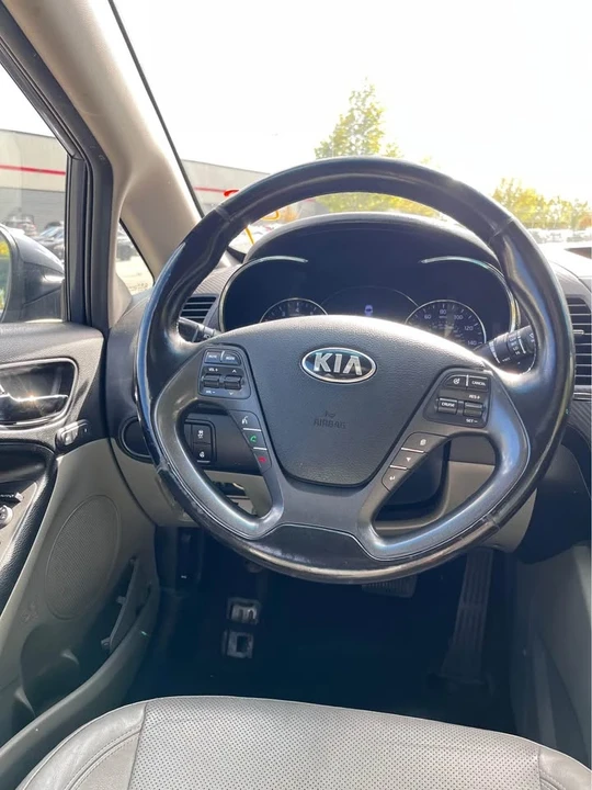 2014 Kia Forte - Image 8 of 14