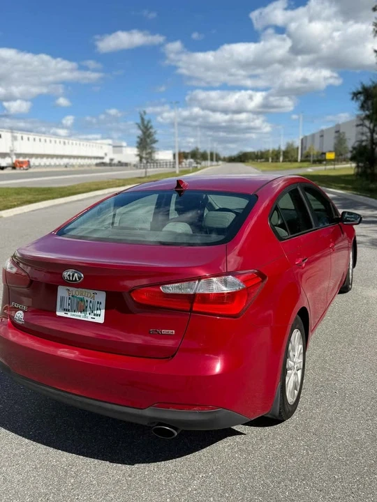 2014 Kia Forte - Image 9 of 10