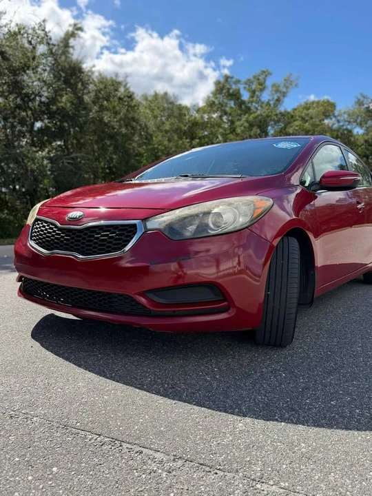 2014 Kia Forte - Image 4 of 10