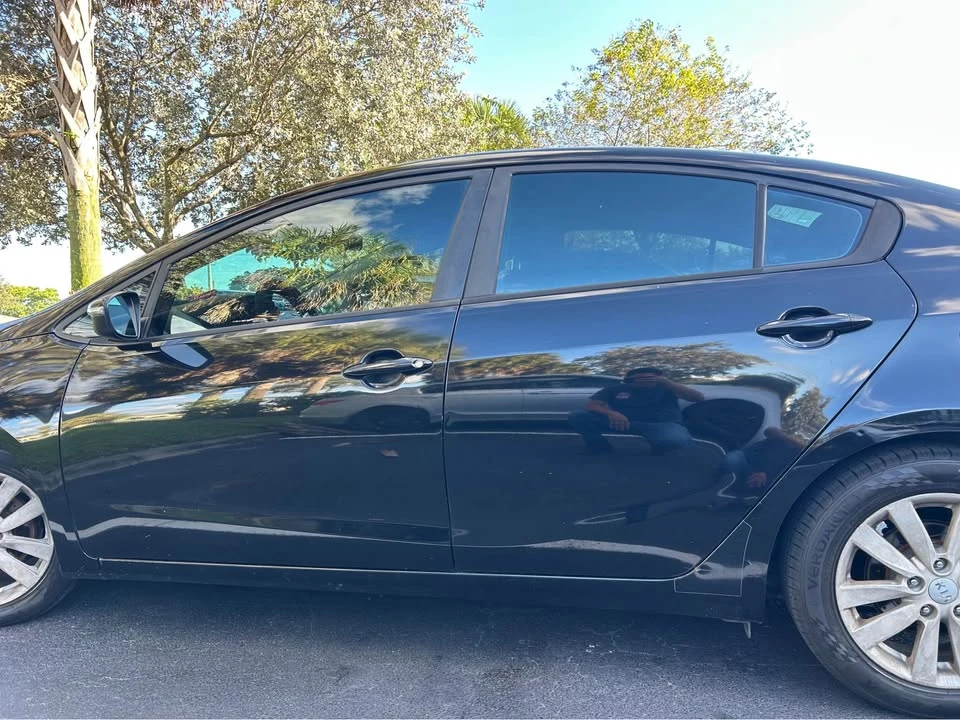 2014 Kia Forte - Image 5 of 12