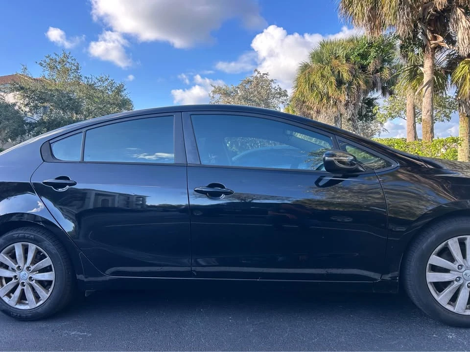 2014 Kia Forte - Image 9 of 12