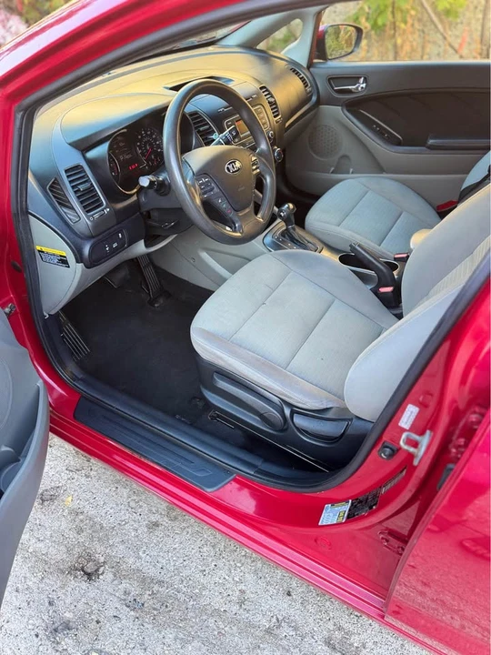 2014 Kia Forte - Image 13 of 19