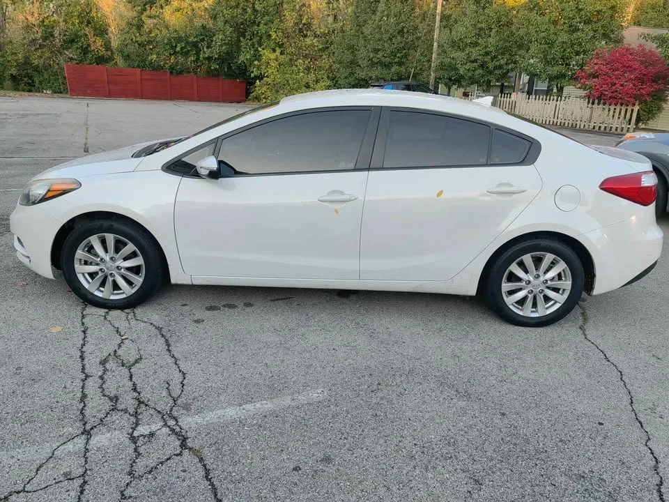 2014 Kia Forte - Image 5 of 13