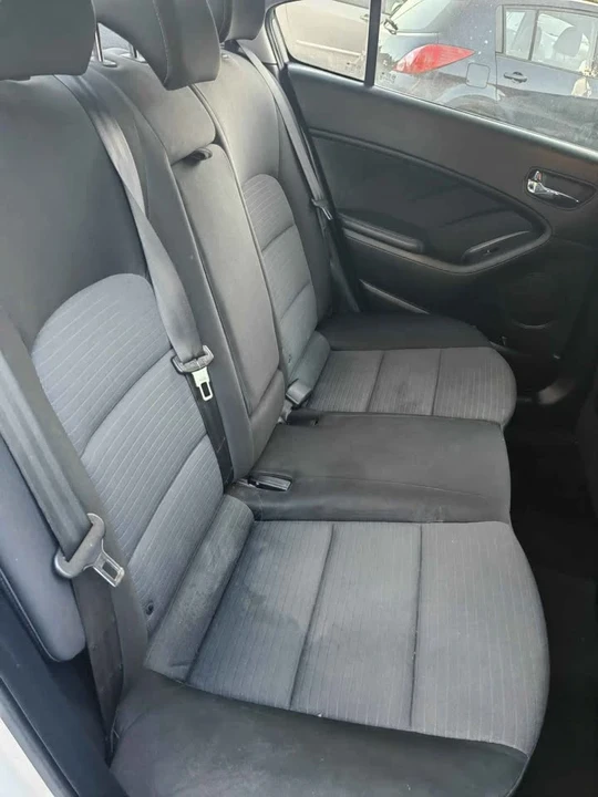 2014 Kia Forte - Image 11 of 13