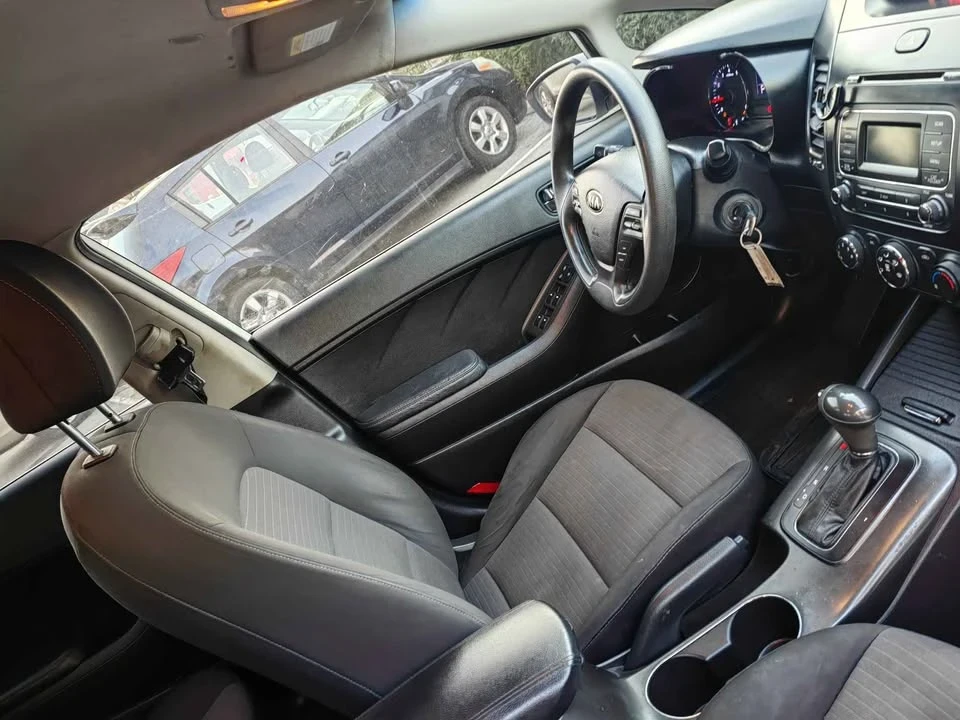 2014 Kia Forte - Image 7 of 13