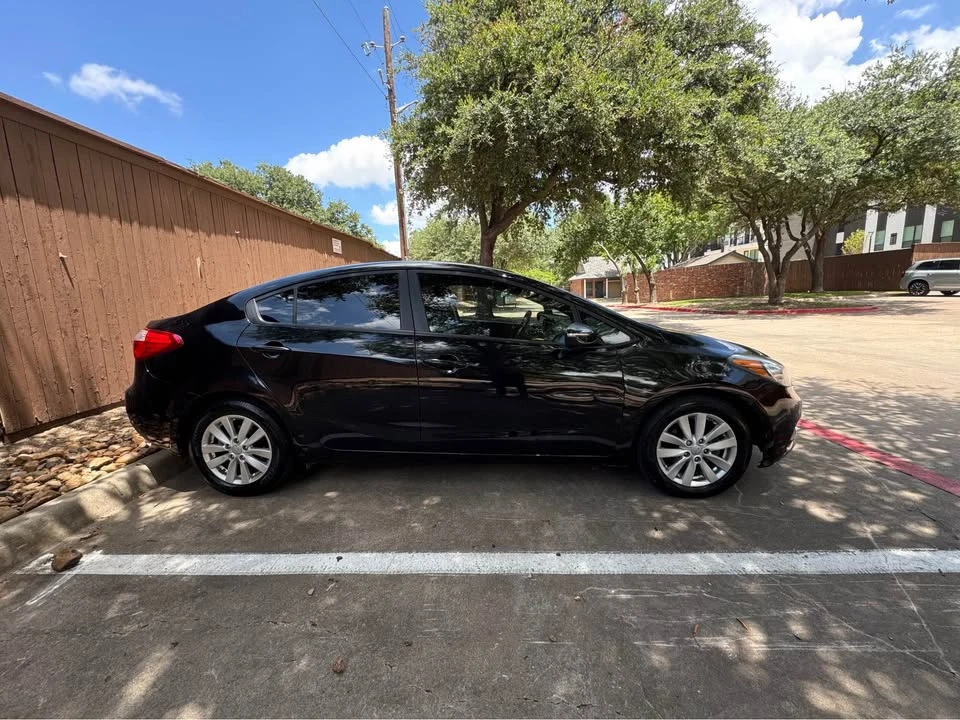2014 Kia Forte - Image 4 of 14
