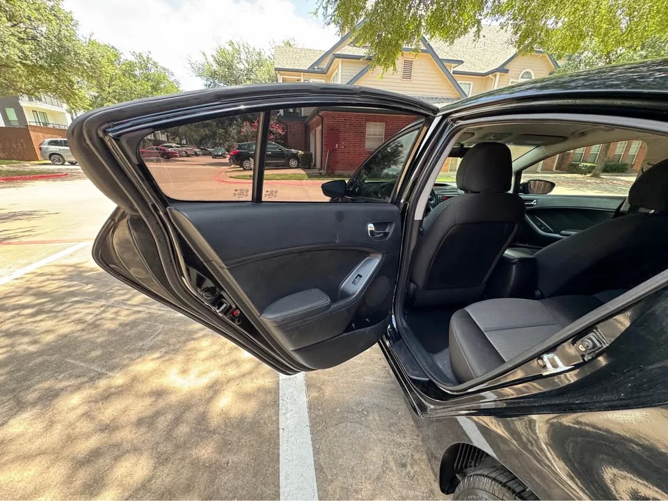 2014 Kia Forte - Image 12 of 14