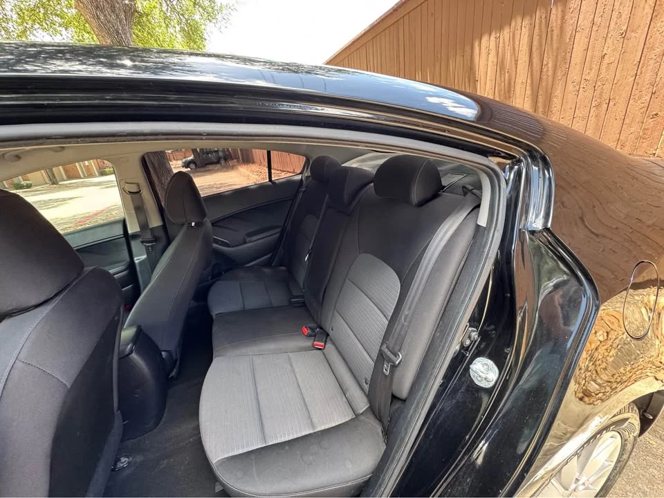 2014 Kia Forte - Image 11 of 14