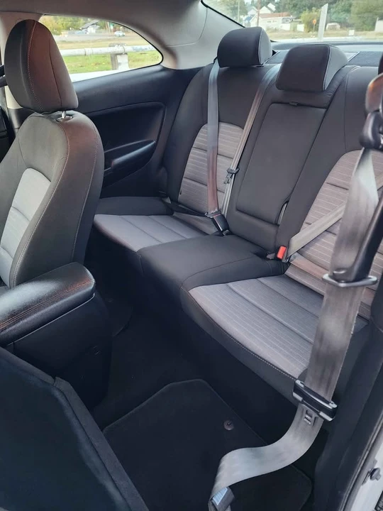 2014 Kia Forte - Image 9 of 17