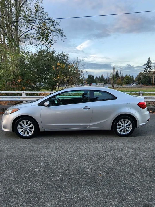 2014 Kia Forte - Image 6 of 17