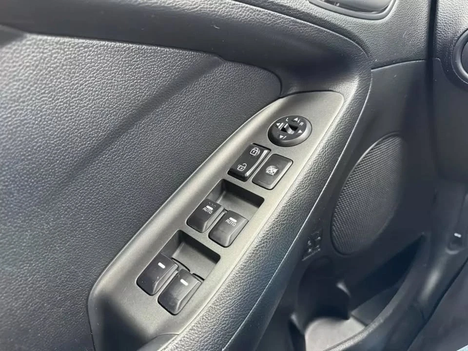 2014 Kia Forte - Image 11 of 13