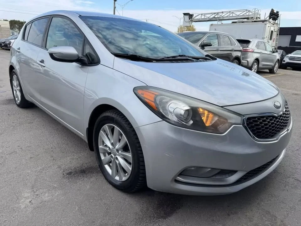 2014 Kia Forte - Image 2 of 13