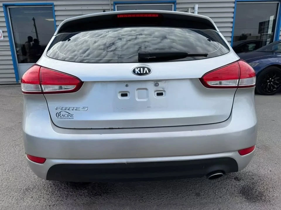 2014 Kia Forte - Image 5 of 13