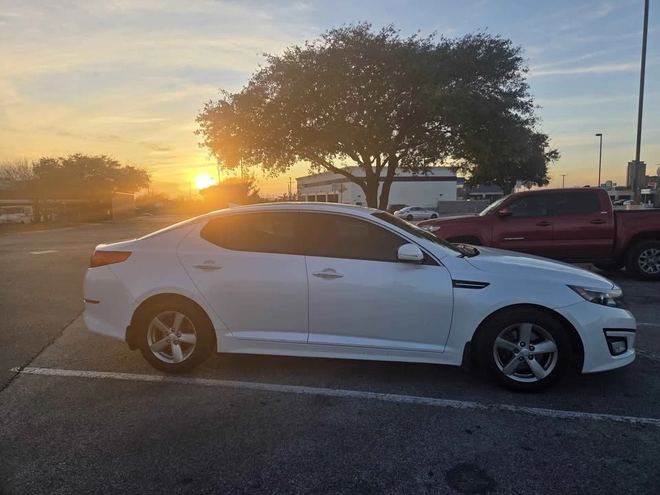 2014 Kia Optima/K5 - Image 2 of 4