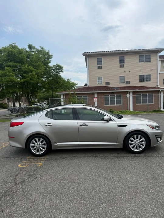 2014 Kia Optima/K5 - Image 8 of 17