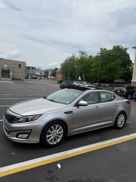 2014 Kia Optima/K5 - Image 2 of 15