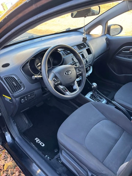 2014 Kia Rio - Image 9 of 10