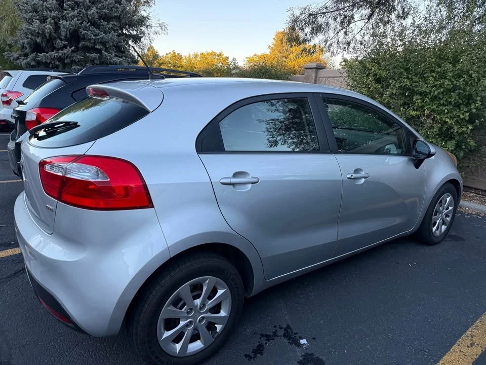 2014 Kia Rio - Image 2 of 4