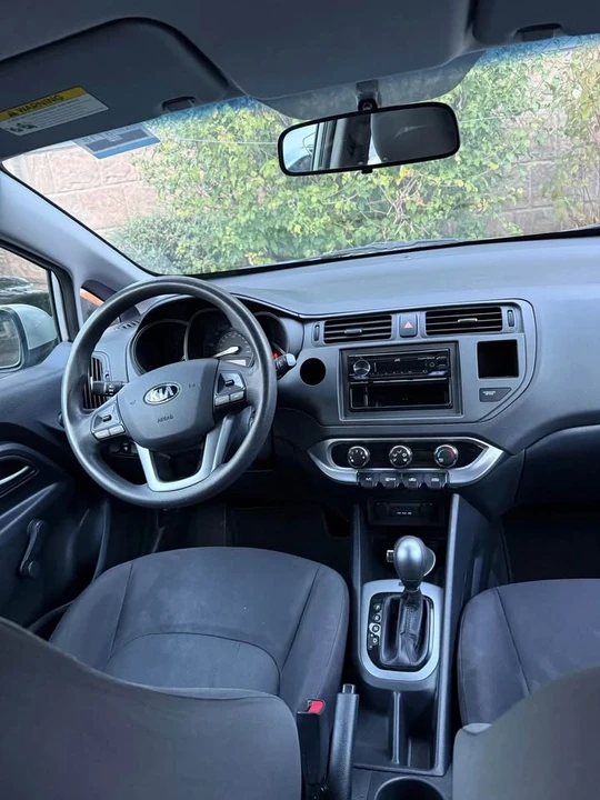 2014 Kia Rio - Image 4 of 4