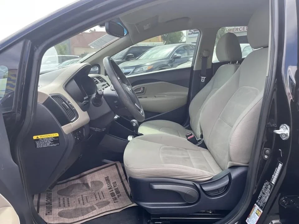 2014 Kia Rio - Image 11 of 20