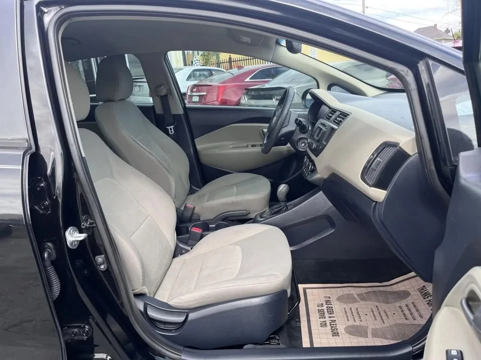 2014 Kia Rio - Image 12 of 20