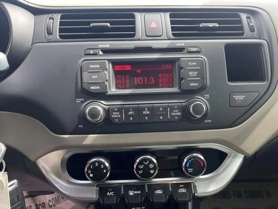 2014 Kia Rio - Image 15 of 20