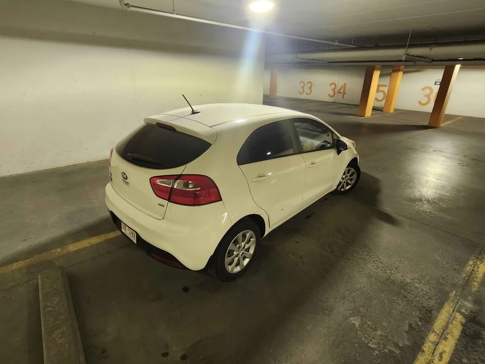 2014 Kia Rio - Image 4 of 9