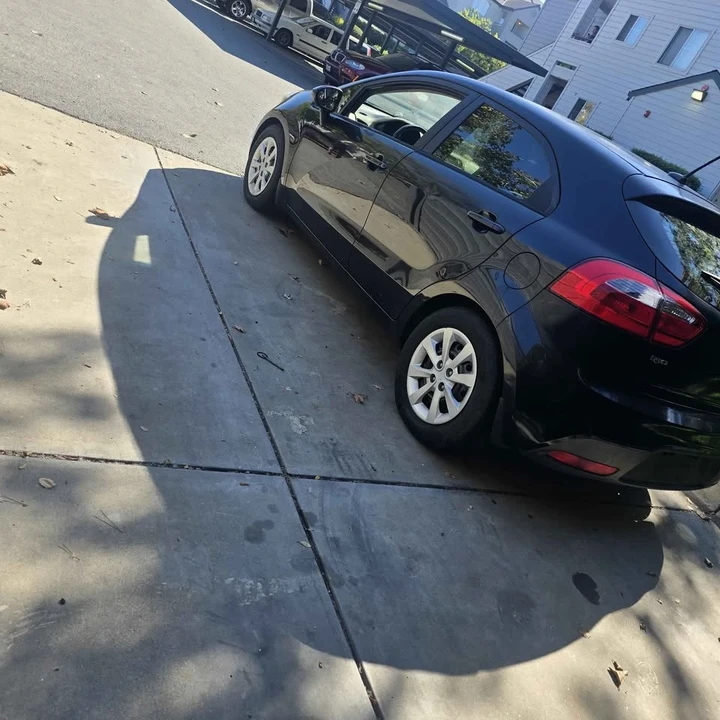 2014 Kia Rio - Image 4 of 7
